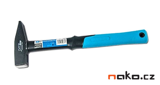 XTline kladivo zámečnické  300g sklolaminátová rukojeť XT032R Obrázek