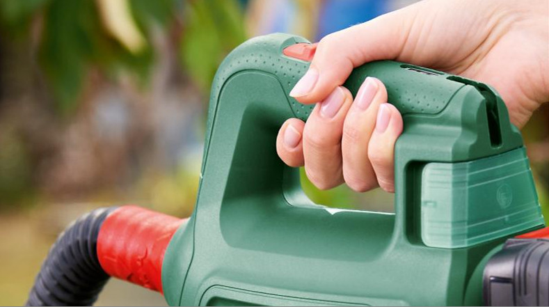 BOSCH EasySpray 18V-100 aku stříkací pistole Obrázek