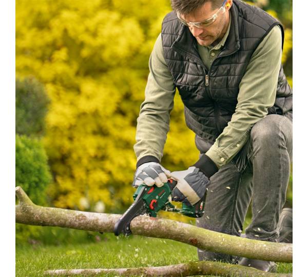 BOSCH EasyChain 18V-15-7 (verze bez aku) jednoruční aku pila na větve Power for ALL Obrázek