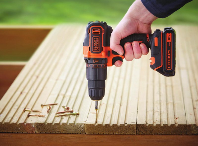 BLACK+DECKER BLACK and DECKER BDCHD18K aku příklepová vrtačka Obrázek