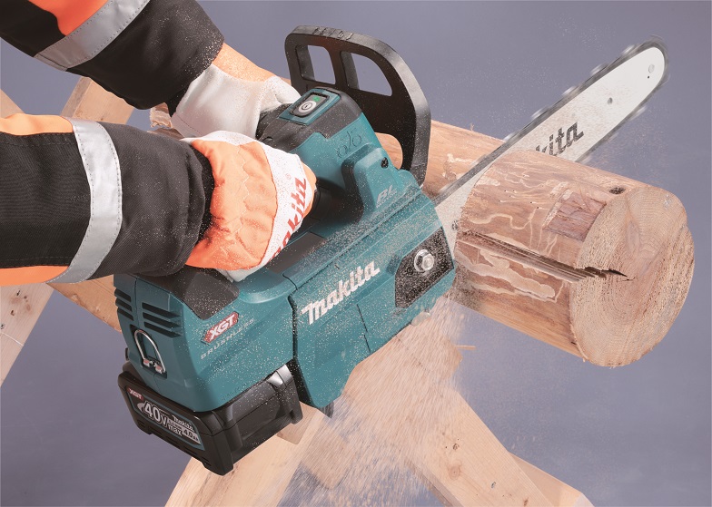 MAKITA UC002GZ01 aku řetězová bezuhlíková pila 25cm LiIon XGT 40V, bez aku Obrázek