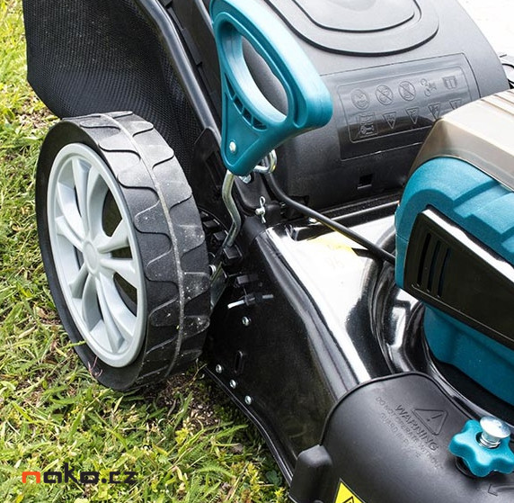 XTline XT102995 sada zahradního aku nářadí 36V 2x4Ah, 7 dílů Obrázek