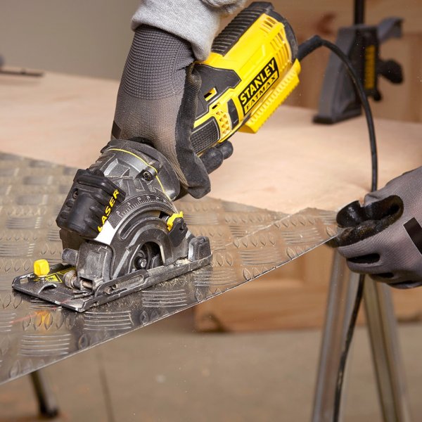 STANLEY FATMAX FME380K-QS kotoučová zanořovací pila 89mm 650W Obrázek