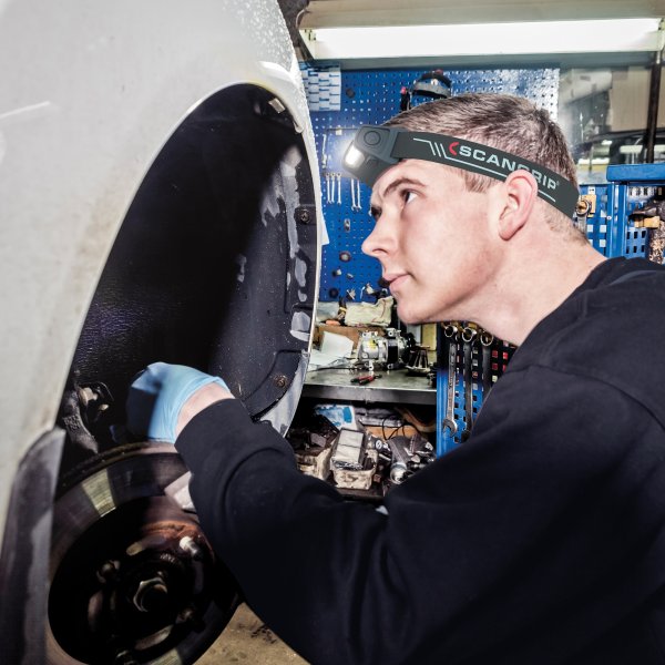 SCANGRIP I-VIEW - FOR LIFE dobíjecí čelová LED svítilna se senzorem 03.6212 Obrázek