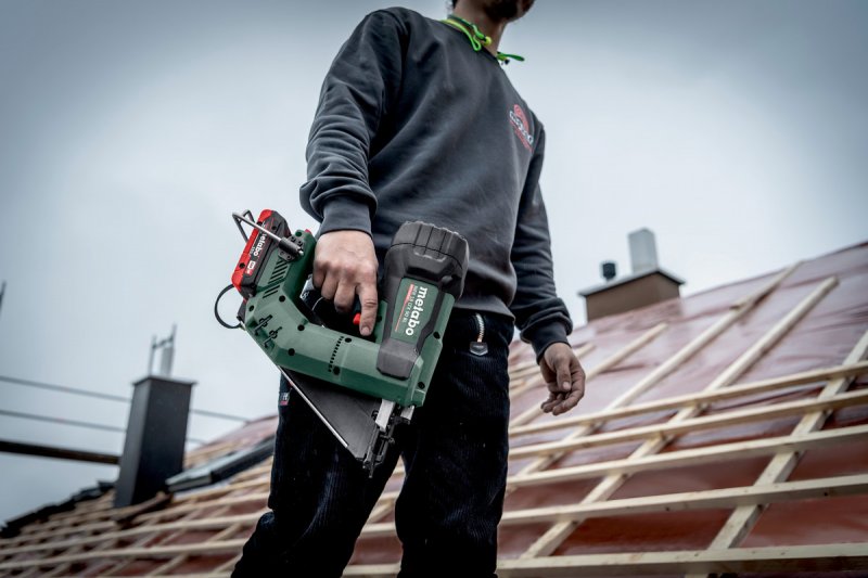 METABO NFR 18 LTX 90 BL (bez aku) aku nastřelovačka hřebíků / tesařská hřebíkovačka Obrázek