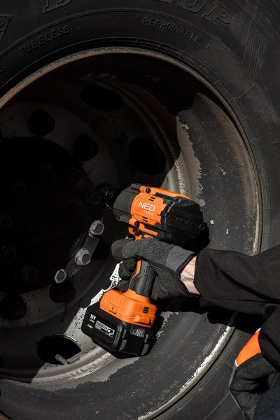 NEO TOOLS 04-618 aku rázový utahovák Energy+ 1/2" 1100Nm 18V LiIon bezuhlíkový bez aku Obrázek