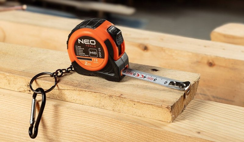 NEO TOOLS 67-200 svinovací metr 2m, š. pásku 13mm s karabinkou Obrázek