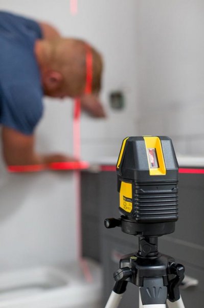 STANLEY STHT77514-1 samonivelační křížový Multi line laser 4V1H, červený Obrázek