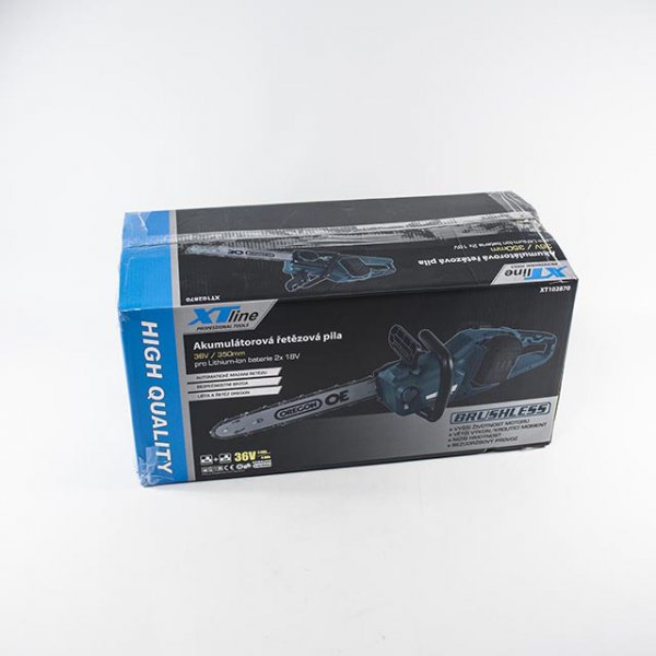 XTline XT102870-2B4 aku řetězová pila 35cm 2x18V LiIon 2xbaterie 4,0Ah+dvojnabíječka Obrázek