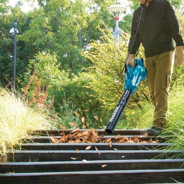 MAKITA DUB184RT zahradní aku ofukovač LXT LiIon 18V/5,0Ah Obrázek