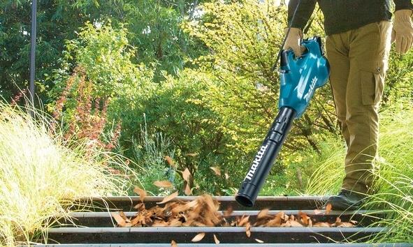 MAKITA DUB362Z zahradní aku ofukovač LXT LiIon 2x 18V Obrázek