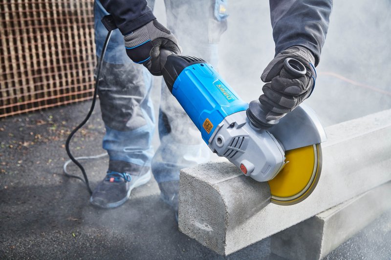 NAREX EBU 230-26 HD 2600W úhlová bruska Heavy Duty / SoftStart Obrázek