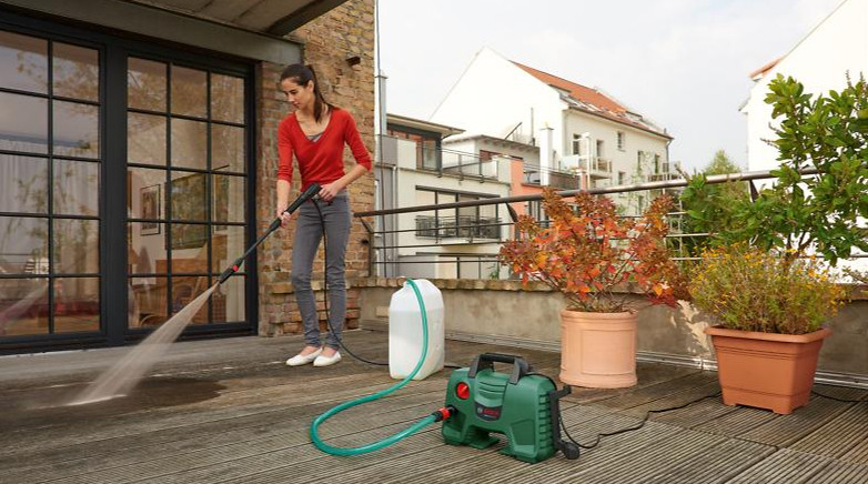 BOSCH EasyAquatak 110 mobilní vysokotlaký čistič s dlouhým kopím Obrázek