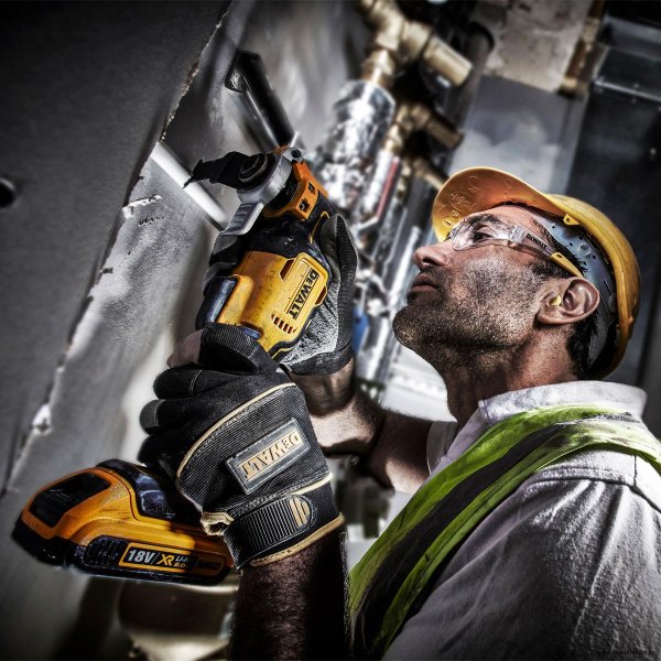 DeWALT DCS356P2 aku bezuhlíková oscilační multi bruska XR 18V/2x5,0Ah
