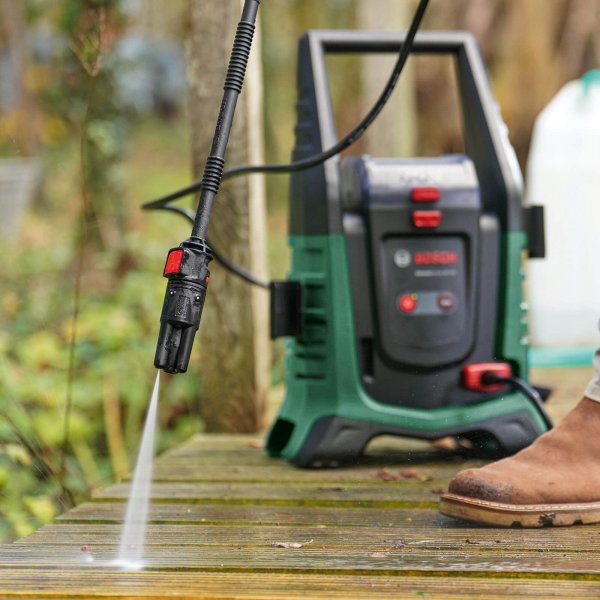 BOSCH UniversalAquatak 36V-100 (verze bez aku) aku vapka s čističem podlah Obrázek