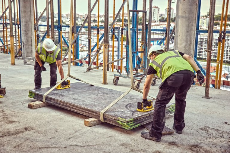 DeWALT DCE590N (bez aku) GRABO akumulátorová přísavka pro přenášení materiálu Obrázek