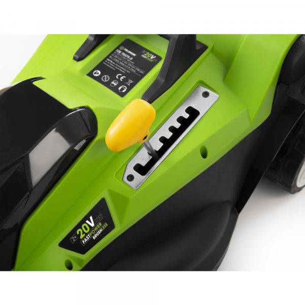 FIELDMANN FZR 70375-0 aku sekačka 2x20V LiIon 37cm FAST POWER 20V 50004554 bez aku Obrázek