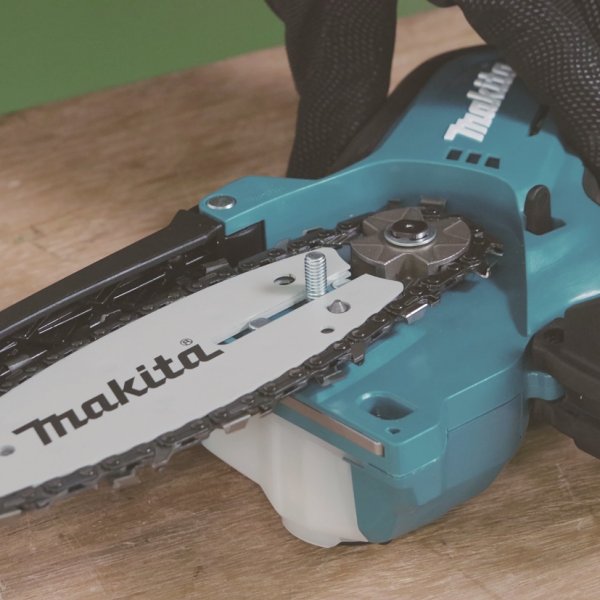 MAKITA DUC150Z01 jednoruční aku prořezávací řetězová pila 150mm LiIon 18V LXT bez aku Obrázek