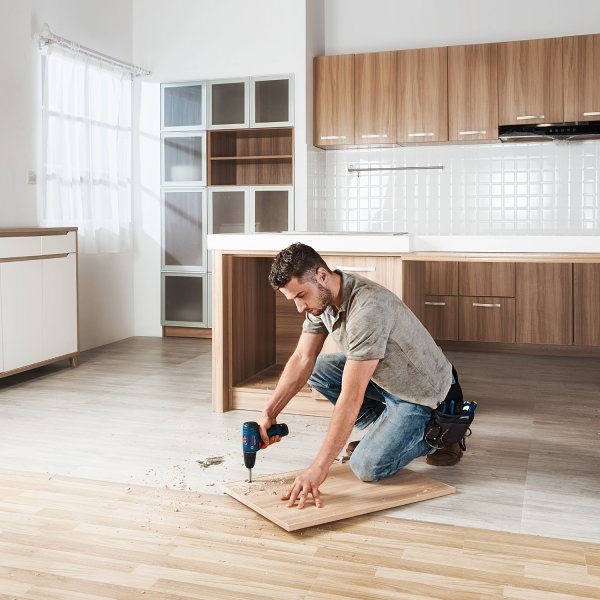 BOSCH GSR 120-LI (2x2Ah) 12V aku vrtací šroubovák Obrázek