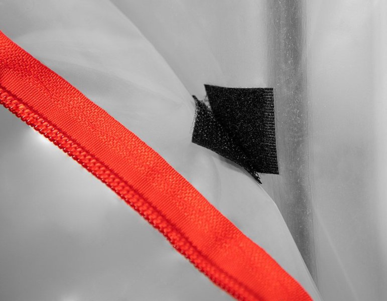 NEO TOOLS 49-801 protiprachová igelitová dveřní clona se zipem 2,14 x 1,21m tvar "I" Obrázek