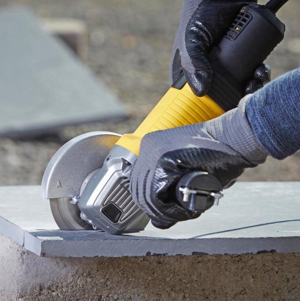 STANLEY FATMAX FMEG225VS-QS úhlová bruska 125mm 1100W s regulací Obrázek