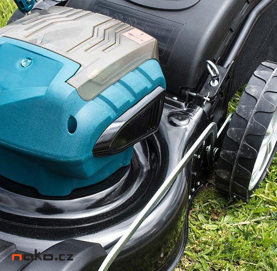 XTline XT102995 sada zahradního aku nářadí 36V 2x4Ah, 7 dílů Obrázek