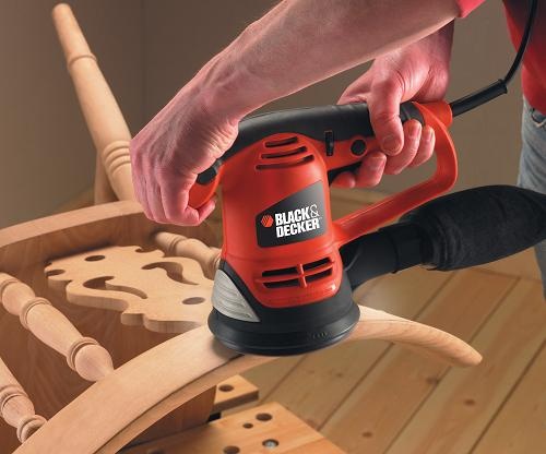 BLACK+DECKER BLACK and DECKER KA191EK excentrická bruska Obrázek