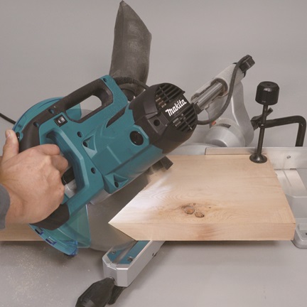 MAKITA LS1110F pokosová pila se světlem 260mm 1450W Obrázek