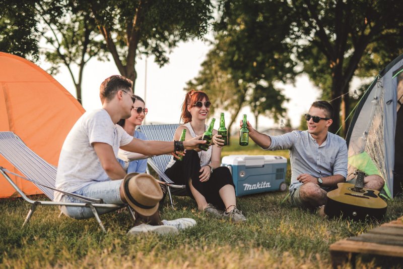 MAKITA CW001GZ aku chladnička LiIon 2x aku XGT/LXT, bez aku Obrázek