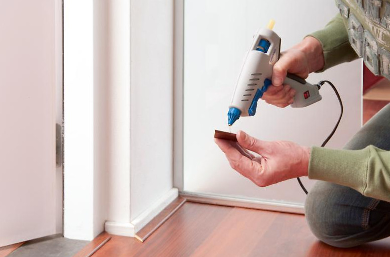 DREMEL 940 JA tavná lepící pistole 195 °C Obrázek