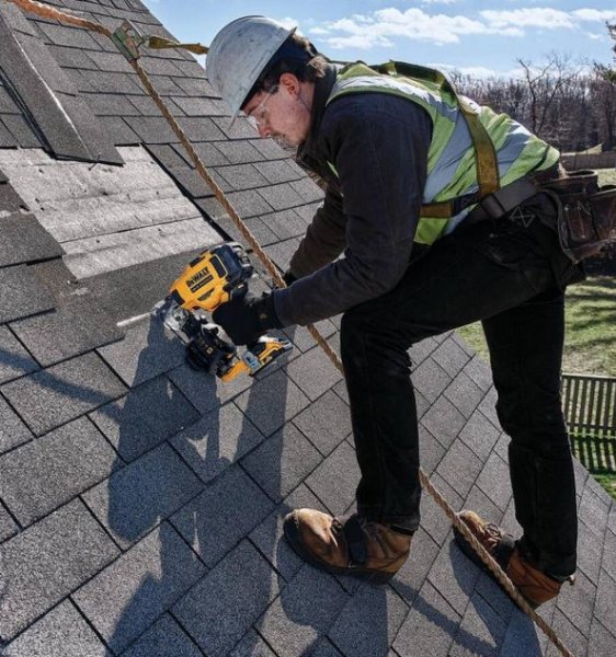 DeWALT DCN45RND2 (2x2Ah) 18V aku hřebíkovačka s bubnovým zásobníkem Obrázek