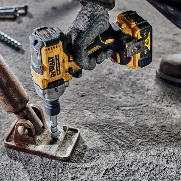 DeWALT DCF891P2T (2x5Ah) 18V aku rázový utahovák 1/2" - s baterií a nabíječkou Obrázek