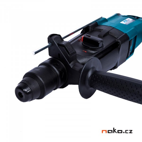 XTline Z1A2-28 kladivo kombinované XT106010 Obrázek