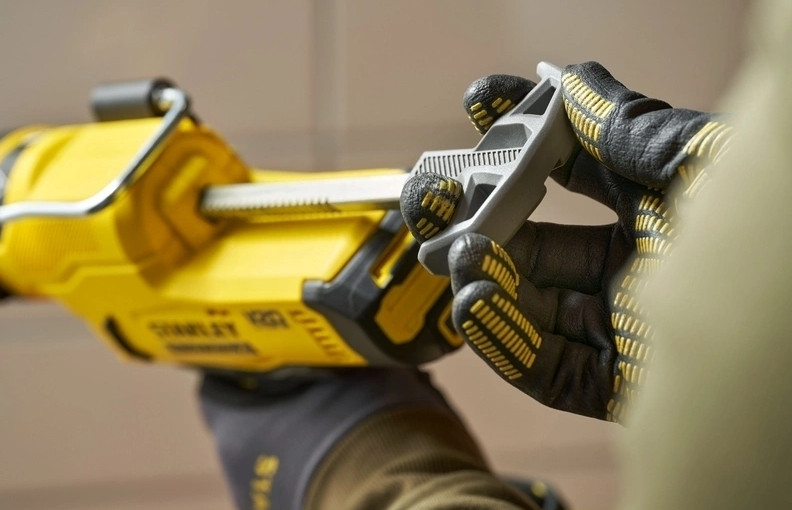 STANLEY SFMCE600B-XJ aku vytlačovací pistole 18V LiIon V20 Obrázek