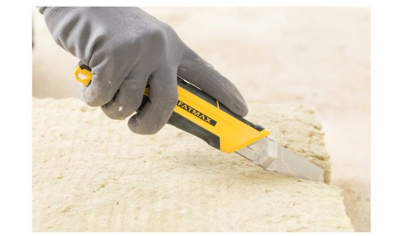 STANLEY FMHT10338-0 nůž ulamovací 18mm TPR s jezdcem Obrázek