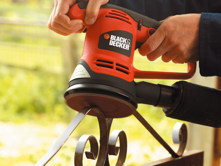 BLACK+DECKER BLACK and DECKER KA191EK excentrická bruska Obrázek