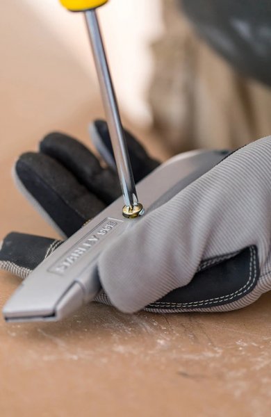 STANLEY 1-10-099 kovový nůž se zasouvací otočnou čepelí 99E + 5ks čepelí Obrázek