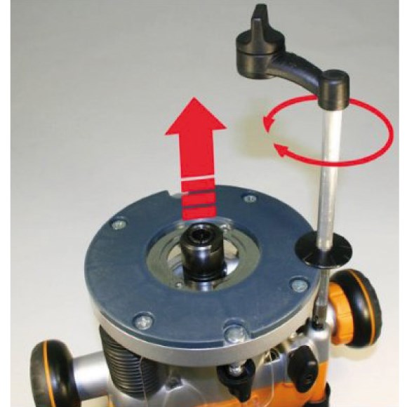 CMT 7E horní fréza 2400W kleština 8 a 12mm Obrázek