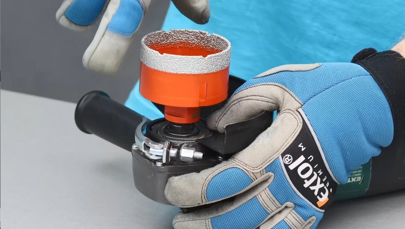 EXTOL PREMIUM 8802986 diamantová vykružovací korunka pr.32mm M14 Obrázek