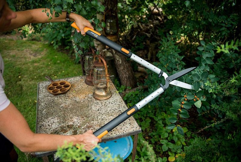 Nůžky Fiskars Smartfit na živý plot Obrázek