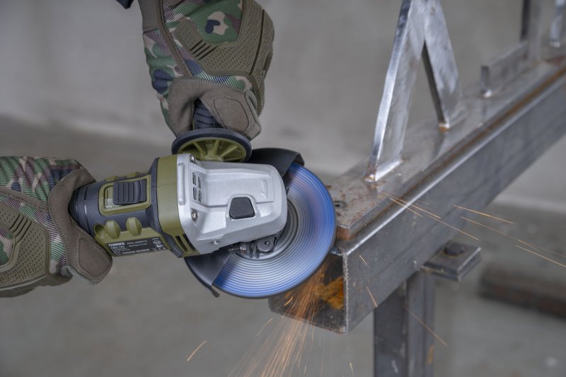 NAREX CBU 125 Basic (verze bez aku) aku úhlová bruska Camouflage 20V Obrázek