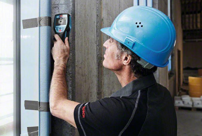 BOSCH D-Tect 120 Univerzální detektor Obrázek