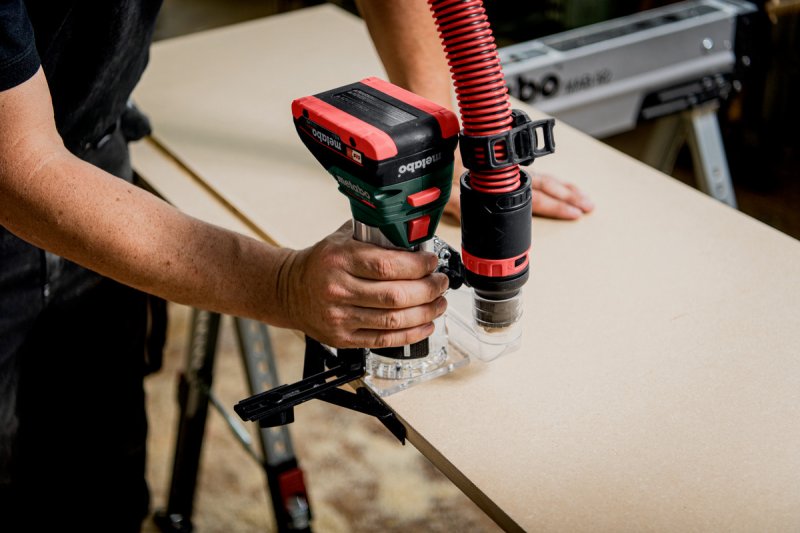 METABO FMV 18 LTX BL 8 aku frézka jednoruční ohraňovací 18V LiIon 601742850 bez aku Obrázek