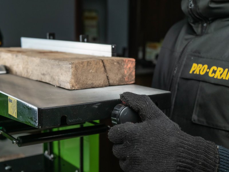 PROMA PROCRAFT PD2100 hoblovka s protahem 1800W Obrázek