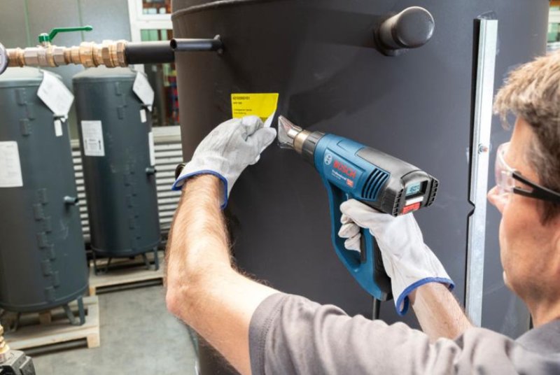 BOSCH GHG 23-66 horkovzdušná pistole s LCD displejem Obrázek