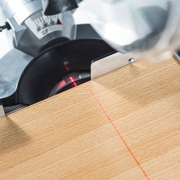 XTline XT106255 pokosová pila 255mm Obrázek