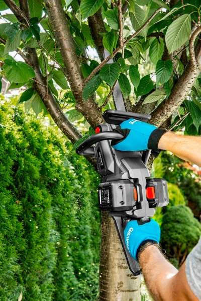 GRAPHITE ENERGY+ 58G043 aku řetězová pila 35cm 2x18V LiIon bez akumulátoru Obrázek