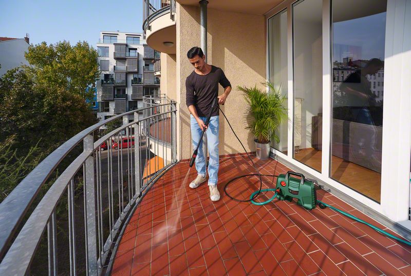 BOSCH EasyAquatak 110 mobilní vysokotlaký čistič s dlouhým kopím Obrázek