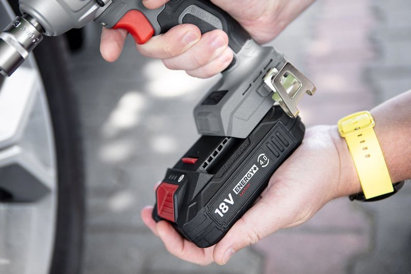 GRAPHITE ENERGY+ 58G004-1 akumulátor 18V 4Ah BOOST UP LiIon, originál Obrázek