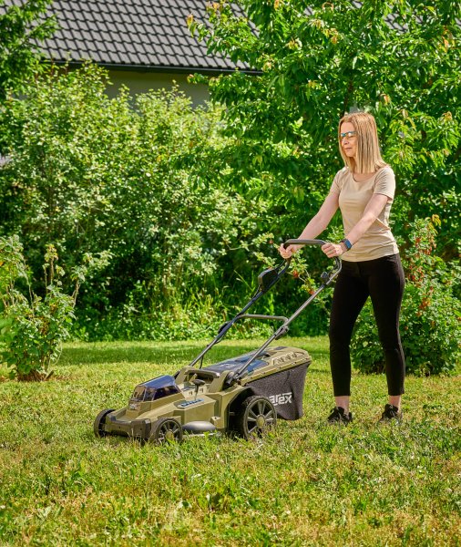 NAREX Camouflage CST 430 Basic aku sekačka 2x 20V Brushless 65406395 bez aku Obrázek